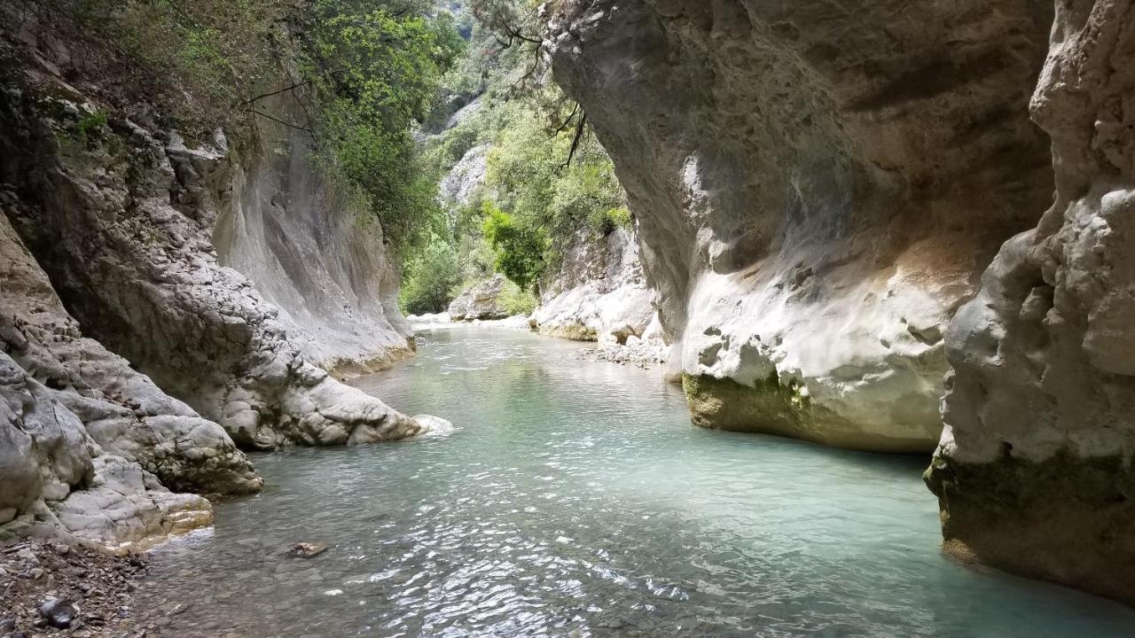 La Fontaine Au Loup 호텔 Saint-Maurice-sur-Eygues 외부 사진